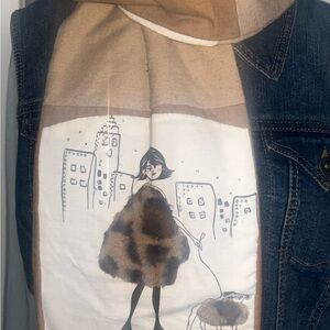 Stylish frenchie scarf dog walker with Faux Fur Accents